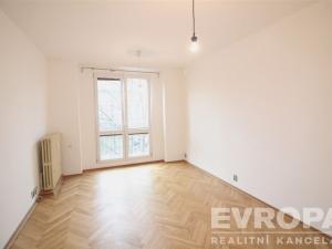 Pronájem bytu 2+1, Praha - Vršovice, Jakutská, 42 m2