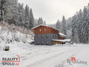 Prodej ubytování, Strážné, 650 m2