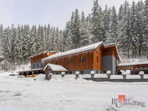 Prodej ubytování, Strážné, 650 m2