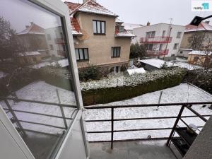 Pronájem bytu 1+1, Praha - Kobylisy, Zlonínská, 49 m2