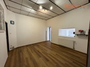 Pronájem bytu 2+kk, Chomutov, Revoluční, 55 m2