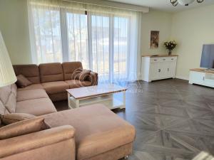 Pronájem rodinného domu, Vysoký Újezd, Pod Ovčínem, 354 m2