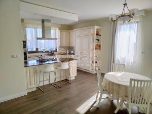 Pronájem rodinného domu, Vysoký Újezd, Pod Ovčínem, 354 m2