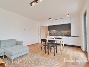 Pronájem bytu 2+kk, Brno - Zábrdovice, Auerswaldova, 47 m2