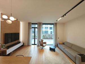 Pronájem bytu 3+kk, Praha - Smíchov, Grafická, 95 m2