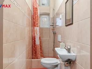 Prodej bytu 1+1, Karlovy Vary - Rybáře, Lad. Koubka, 34 m2