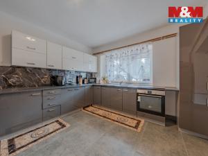 Prodej rodinného domu, Branky, 470 m2