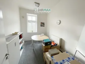 Pronájem kanceláře, Plzeň - Jižní Předměstí, Purkyňova, 58 m2