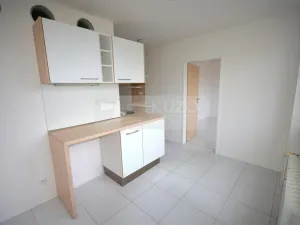 Pronájem bytu 3+1, Chomutov, Hornická, 68 m2