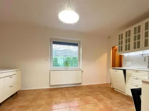 Pronájem rodinného domu, Kyšice, V. Vlčka, 222 m2