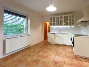 Pronájem rodinného domu, Kyšice, V. Vlčka, 222 m2