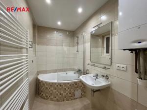 Prodej činžovního domu, Slaný, Navrátilova, 150 m2