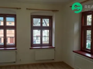 Pronájem bytu 1+kk, Úštěk, Mírové náměstí, 38 m2