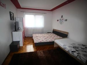 Prodej rodinného domu, Praha - Horní Počernice, Mečovská, 107 m2