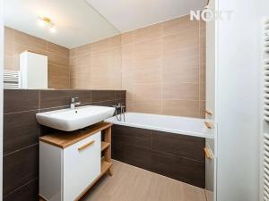 Pronájem bytu 3+kk, Pardubice, Bratranců Veverkových, 69 m2