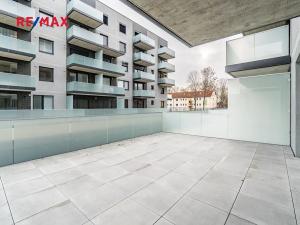 Prodej bytu 2+kk, Praha - Prosek, Čakovická, 43 m2