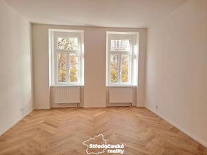 Pronájem bytu 1+1, Praha - Vinohrady, Velehradská, 43 m2