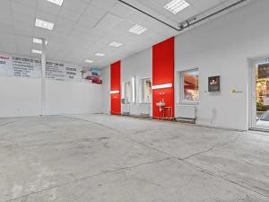 Prodej obchodního prostoru, Zlín, Bezručova, 1976 m2