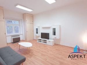 Pronájem bytu 2+kk, Praha - Holešovice, Schnirchova, 52 m2