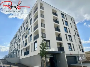 Pronájem bytu 2+kk, Praha, Stočesova, 58 m2