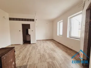 Prodej obchodního prostoru, Milovice - Benátecká Vrutice, 1080 m2