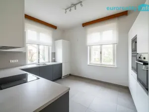 Prodej činžovního domu, Kraslice, Dukelská, 267 m2