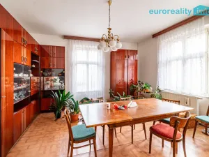 Prodej činžovního domu, Kraslice, Dukelská, 267 m2