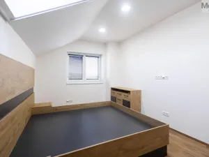 Prodej rodinného domu, Strupčice, 170 m2