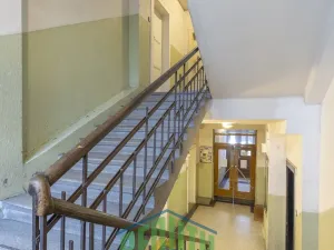 Prodej bytu 2+kk, Praha - Bubeneč, V. P. Čkalova, 51 m2