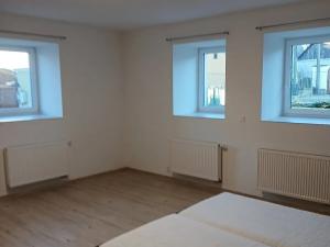 Pronájem bytu 3+1, Přešťovice, 76 m2