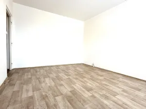 Pronájem bytu 2+1, Chomutov, Zahradní, 51 m2