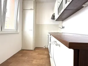 Pronájem bytu 2+1, Chomutov, Zahradní, 51 m2