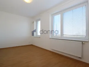 Prodej bytu 2+kk, Praha, Moskevská, 59 m2