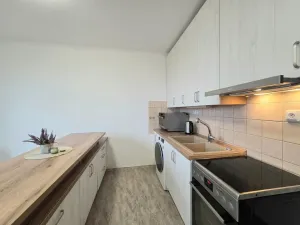 Prodej bytu 2+kk, Praha - Troja, Hnězdenská, 43 m2