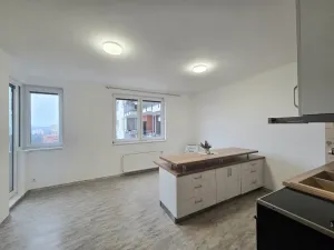 Prodej bytu 2+kk, Praha - Troja, Hnězdenská, 43 m2