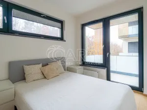 Pronájem bytu 2+kk, Praha - Malešice, Azzoniho, 51 m2