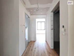 Prodej bytu 2+kk, Praha, Pod turnovskou tratí, 57 m2
