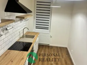 Pronájem bytu 1+1, Praha - Žižkov, Na mokřině, 40 m2