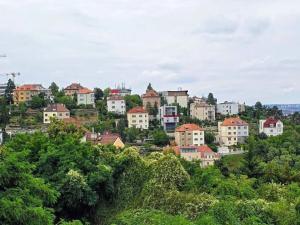 Pronájem bytu 3+kk, Praha, U Dívčích hradů, 123 m2