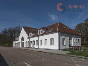 Prodej obchodního prostoru, Břeclav, Celnice-středisko služeb, 529 m2