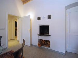 Pronájem bytu 3+1, Praha - Malá Strana, Hroznová, 73 m2