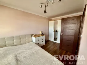 Prodej rodinného domu, Krnov, Pod Rozhlednou, 145 m2