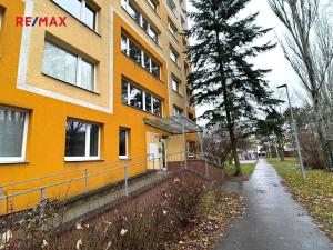 Pronájem bytu 1+kk, Praha - Prosek, Jetřichovická, 30 m2