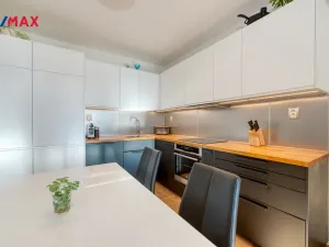 Prodej bytu 3+kk, Praha - Modřany, Zlochova, 89 m2