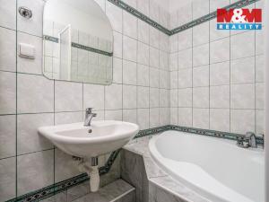 Pronájem bytu 2+kk, Hradec Králové, Na Občinách, 38 m2