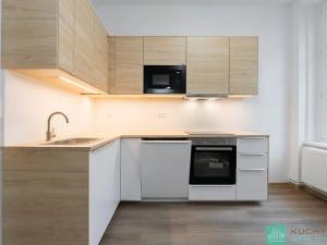 Pronájem bytu 2+1, Teplice, 28. října, 50 m2