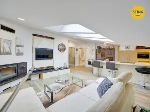 Prodej obchodního prostoru, Kroměříž, 1. máje, 102 m2