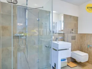 Prodej obchodního prostoru, Kroměříž, 1. máje, 102 m2