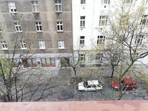 Pronájem bytu 2+1, Praha - Žižkov, Roháčova, 80 m2