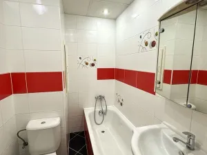 Pronájem bytu 1+kk, Karlovy Vary - Bohatice, Kpt. Nálepky, 20 m2